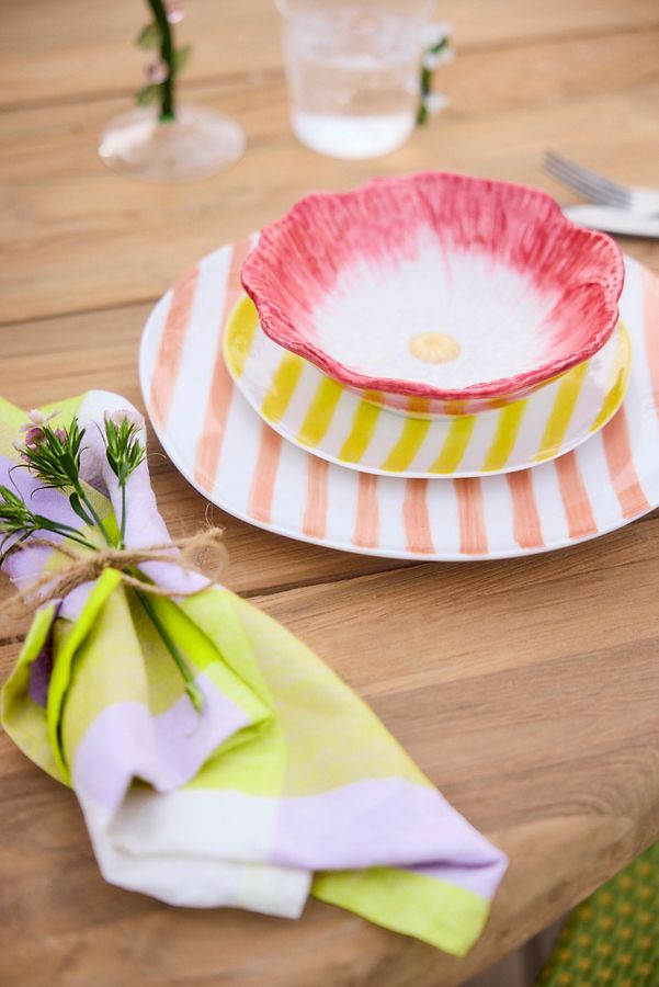 Slide View: 1: Petals Stoneware Bowl, Red