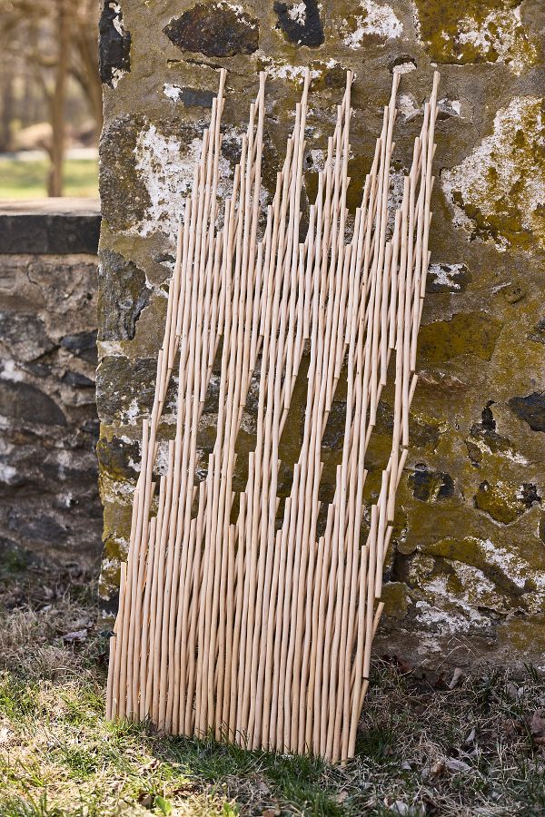 Slide View: 2: Expandable Woven Willow Diamond Fencing