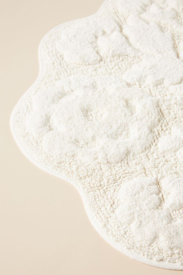 Slide View: 2: Eudora Floral Cotton Bath Mat