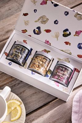 The Qi Petite Flower Trio Tea Set