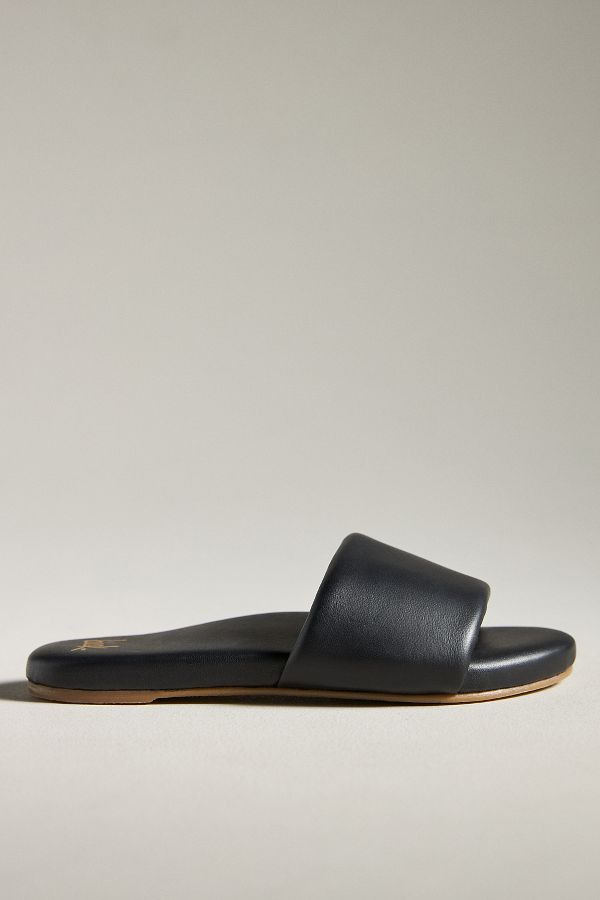 Slide View: 1: beek Baza Sandals