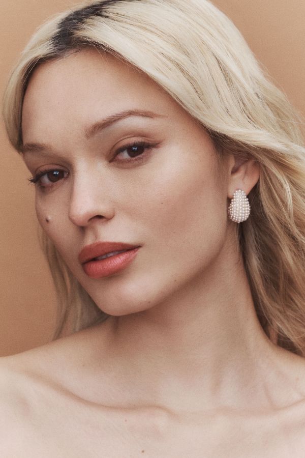 Slide View: 1: The Petra Drop Earrings: Pearl Edition