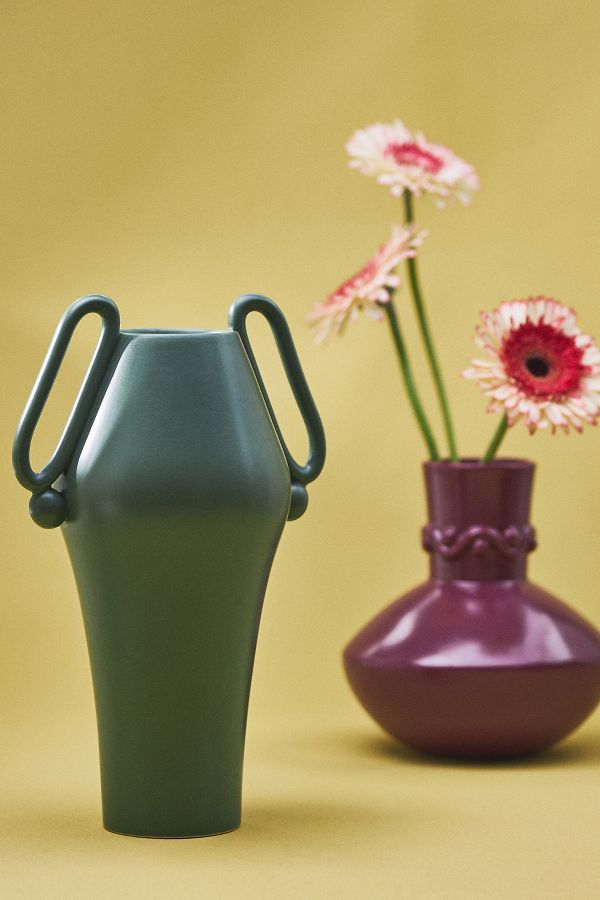 Vista diapositiva: 2: Freda Vase