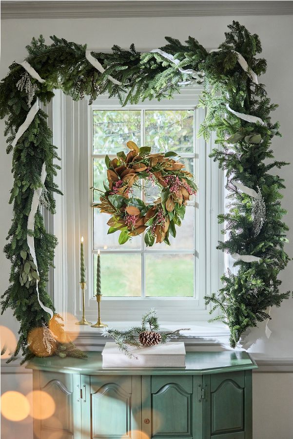 Slide View: 2: Fresh Magnolia + Pepperberry Wreath