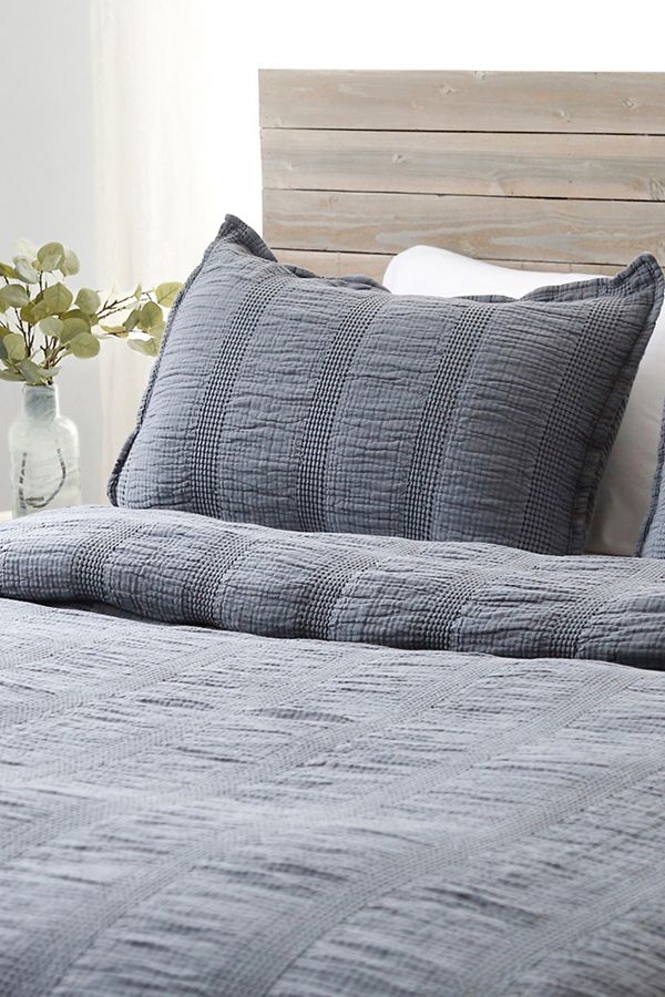 Slide View: 1: Pom Pom At Home Nantucket Matelassé Coverlet