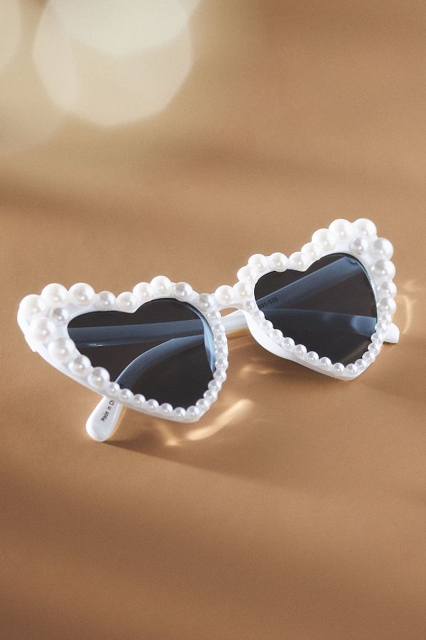 Slide View: 2: Pearl Heart Sunglasses