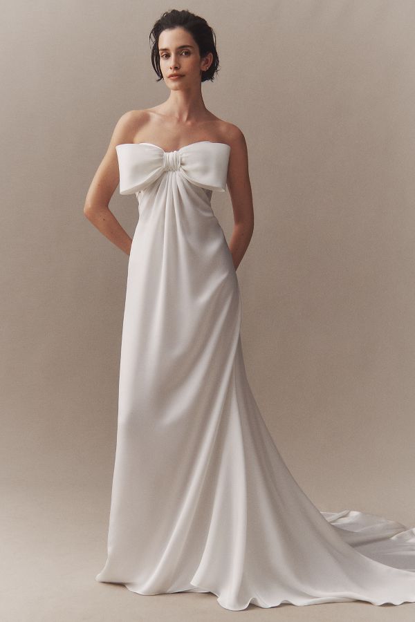 Slide View: 1: Wtoo by Watters Melisande Strapless Bow-Front Wedding Gown