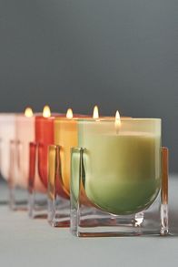 Vista diapositiva: 3: Found Notes Golden Amber & Pine Boxed Candle