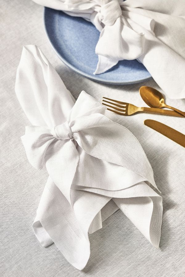 Slide View: 1: Joanna Buchanan Bow Linen Napkins, Set of 2