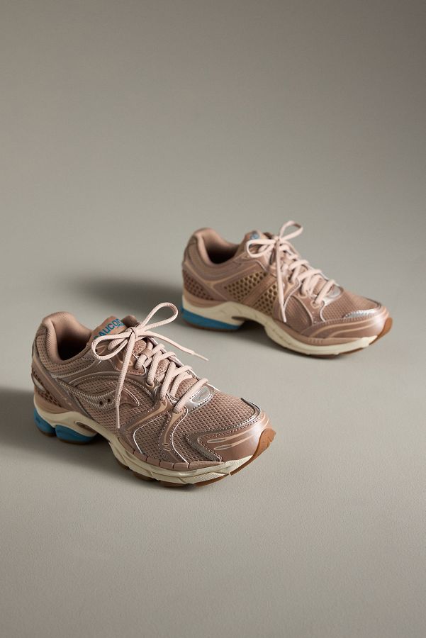 Slide View: 2: Saucony Progrid Triumph 4 Sneakers