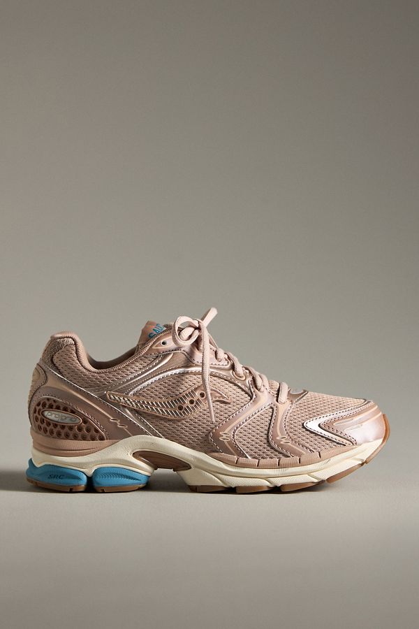 Slide View: 1: Saucony Progrid Triumph 4 Sneakers