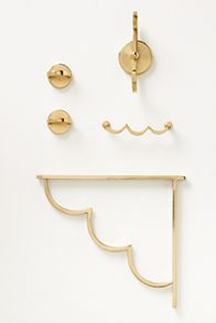 Slide View: 2: Yuna Scallop Shelf Bracket