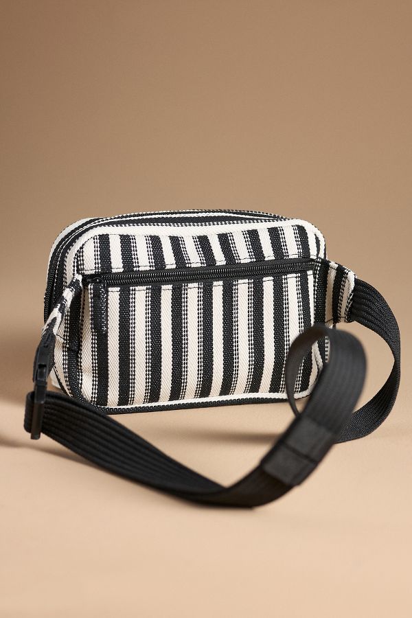 Slide View: 2: BÉIS The Belt Bag