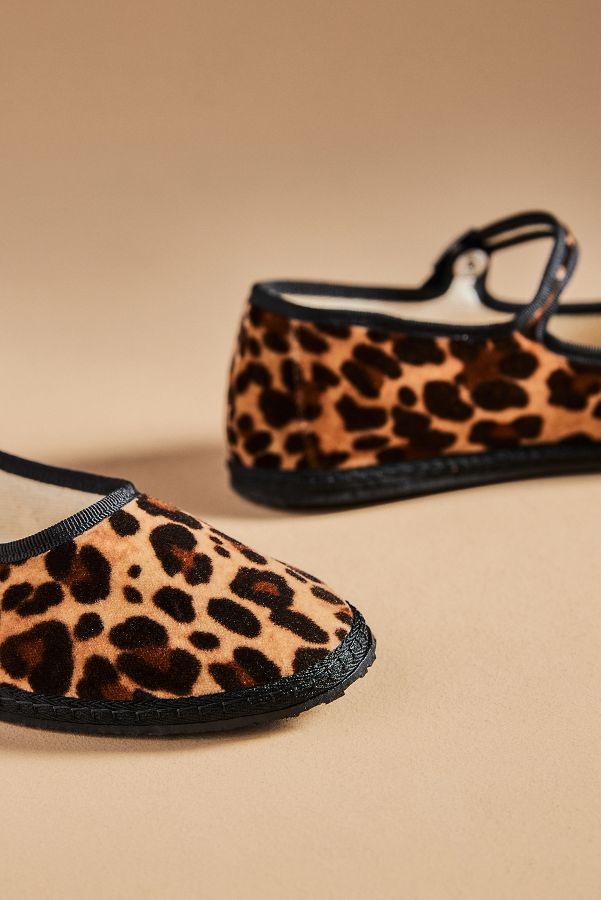 Slide View: 3: ViBi VENEZiA Cheetah Mary Jane Flats