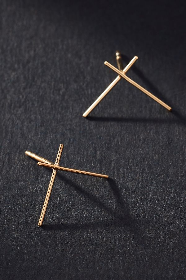 Slide View: 1: Saskia Diez Big Wire Cross Earrings