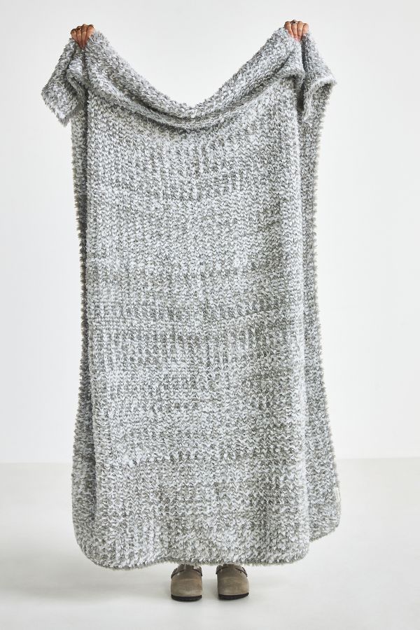 Slide View: 1: Hugger Marled Eyelash Cozy Knit Throw Blanket