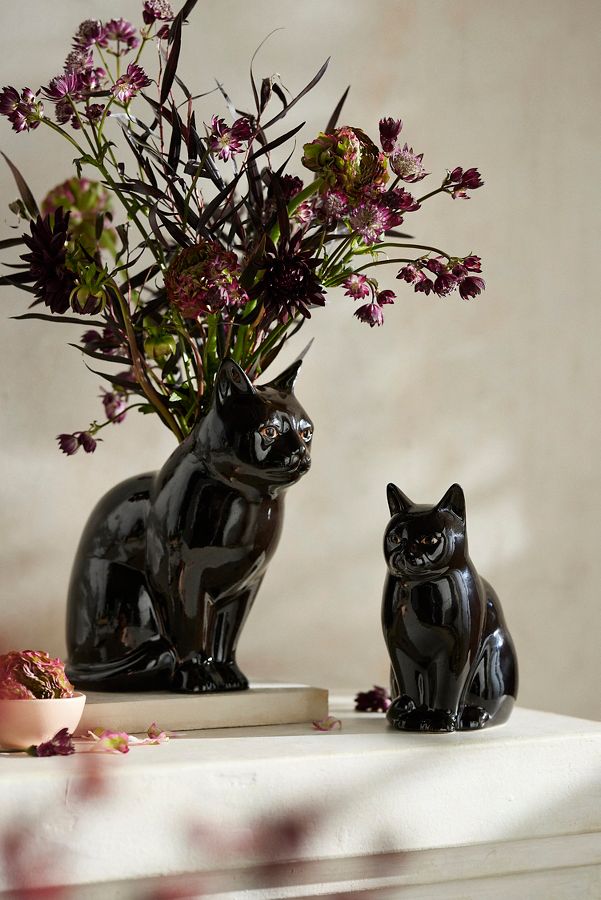 Slide View: 1: Lucky Cat Vase