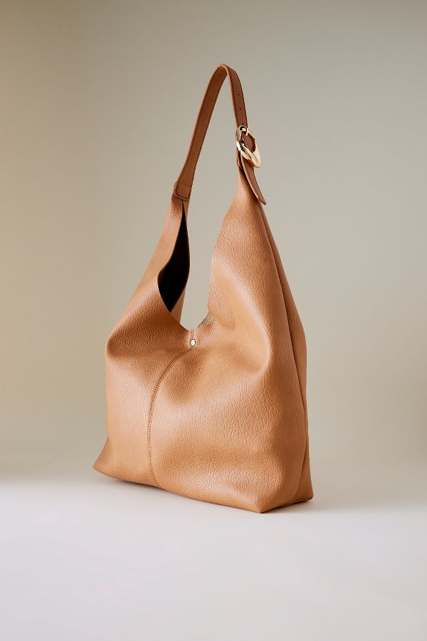 Vista diapositiva: 3: The Love Knot Slouchy Bag: Buckle Edition