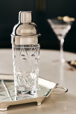 Der MET x Anthropologie Cocktail-Shaker