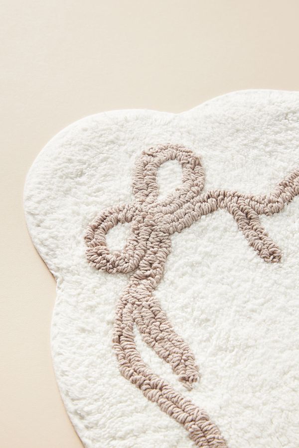 Slide View: 3: Cotton Bow Bath Mat