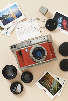 Lomo’Instant Wide Camera