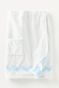 Slide View: 1: Maeve by Anthropologie Scalloped Sauna Towel