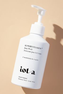 iota Supervitamin Brightening Body Wash+