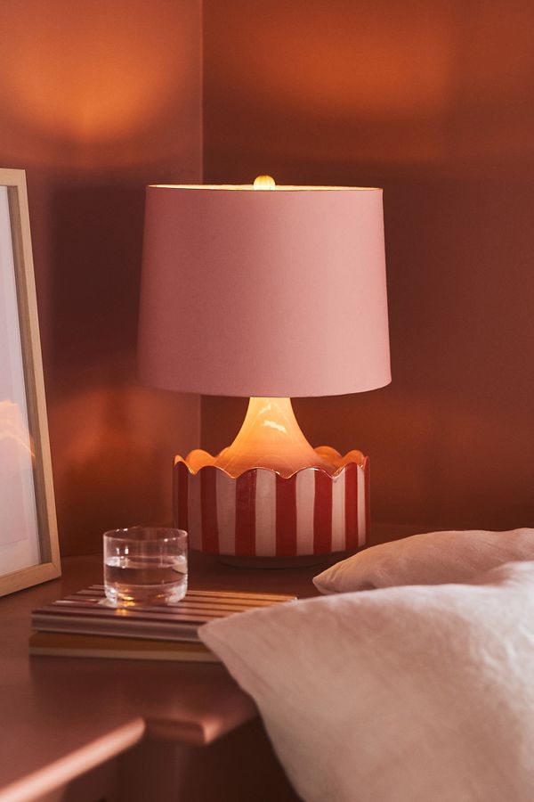 Slide View: 1: Whitney Table Lamp