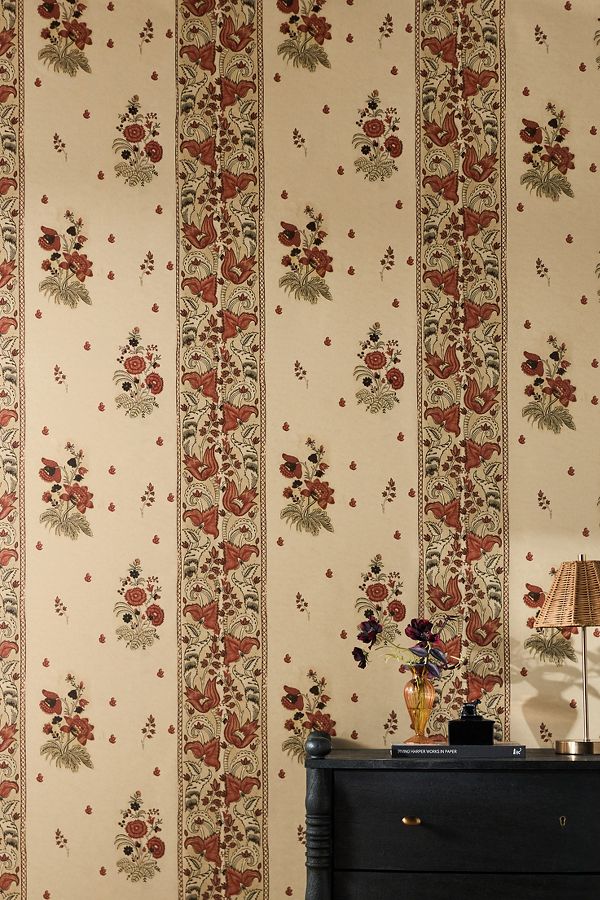 Slide View: 1: Mind the Gap Korond Floral Wallpaper