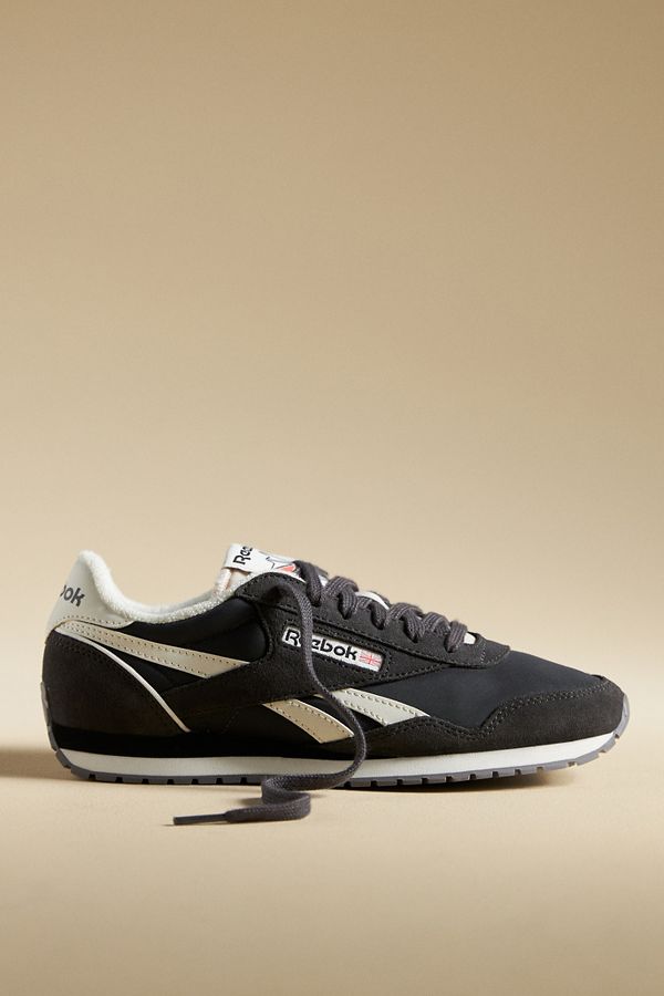 Slide View: 1: Reebok Classic Legacy Az Sneakers