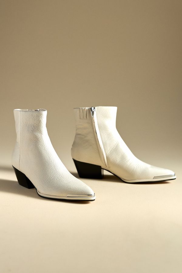 Slide View: 2: Dolce Vita Nonah Booties