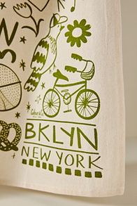 Slide View: 2: Calhoun & Co. New York City Dish Towel