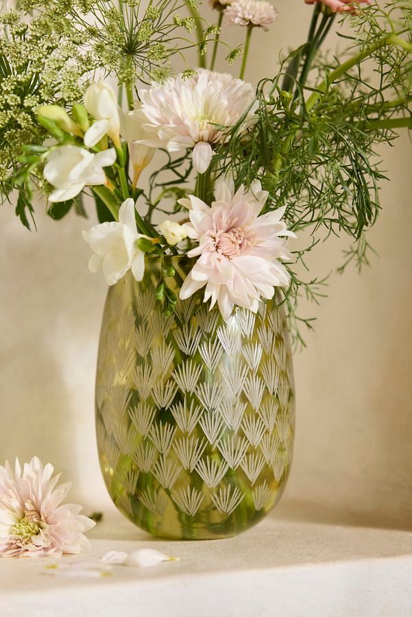 Slide View: 2: Etched Glass Vase