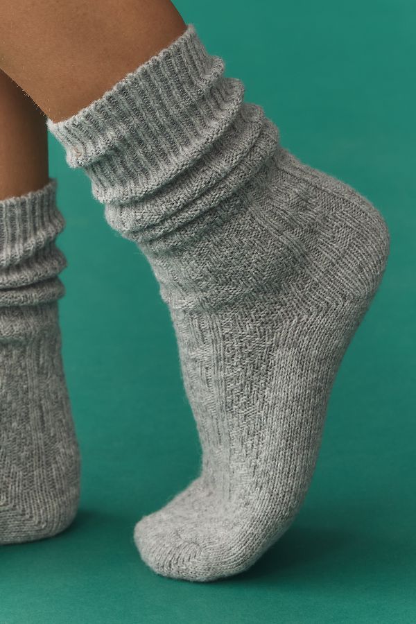 Slide View: 2: Sweater Cable-Knit Socks