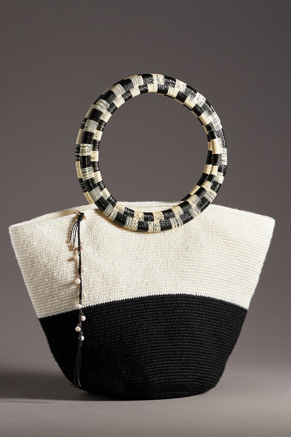 Slide View: 1: Soraya Hennessy Werregue Crochet Tote