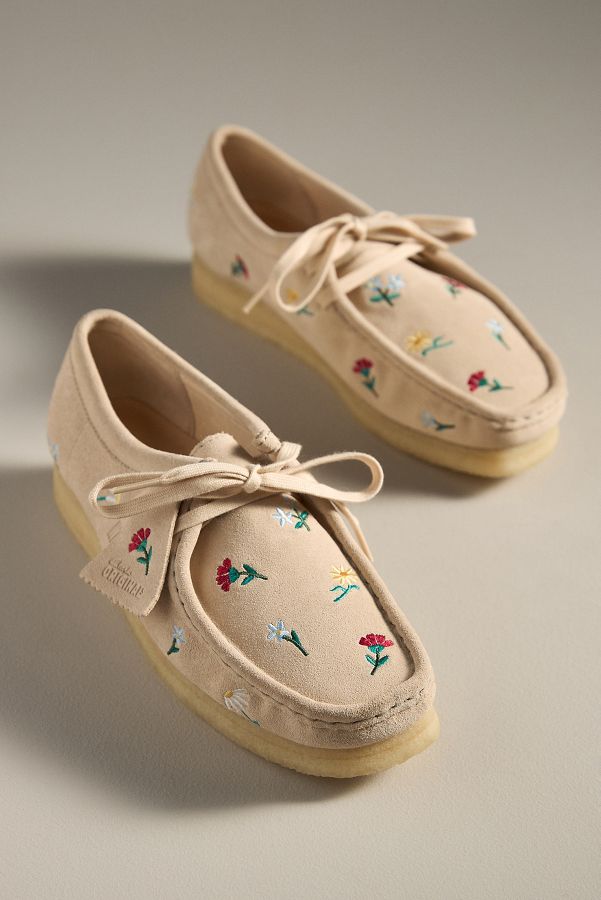 Slide View: 2: Clarks Wallabee Floral Flats