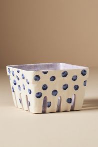 Slide View: 1: Fruta Stoneware Berry Basket