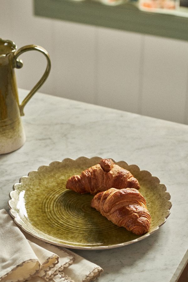 Slide View: 1: Ruffle Round Reactive Glaze Stoneware Platter