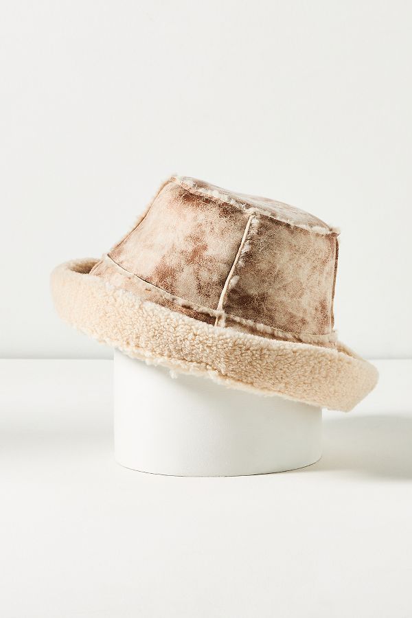 Slide View: 3: Wyeth Sherpa-Lined Bucket Hat