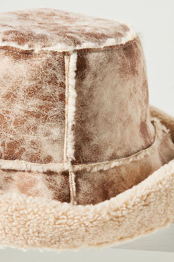 Slide View: 4: Wyeth Sherpa-Lined Bucket Hat