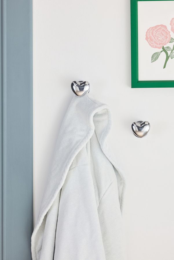 Slide View: 1: Amor Heart Bath Hook