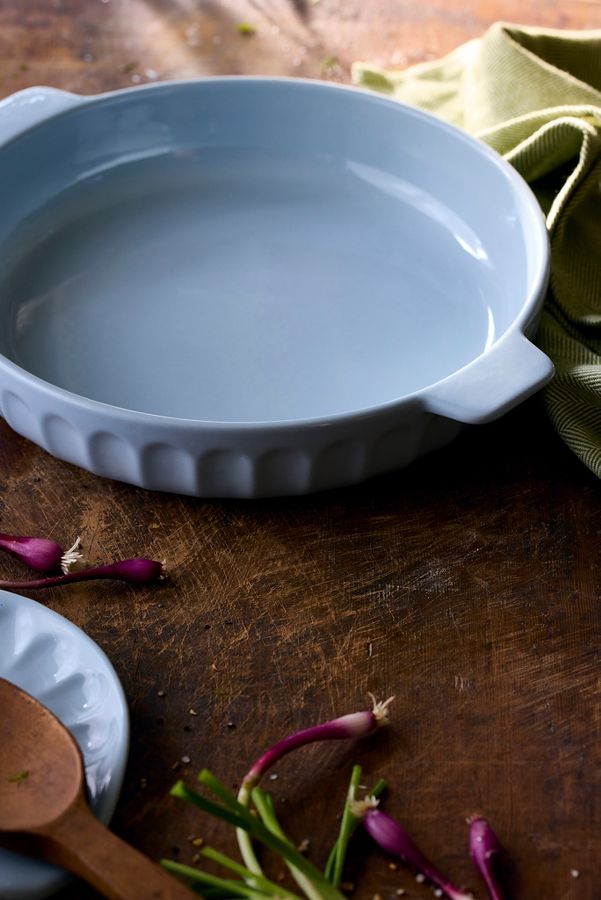 Slide View: 1: The Latte Stoneware Pie Dish: Amelie Edition