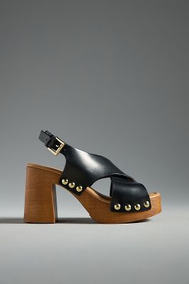 Von Anthropologie Nieten Holz-Boden Plateau Sandalen