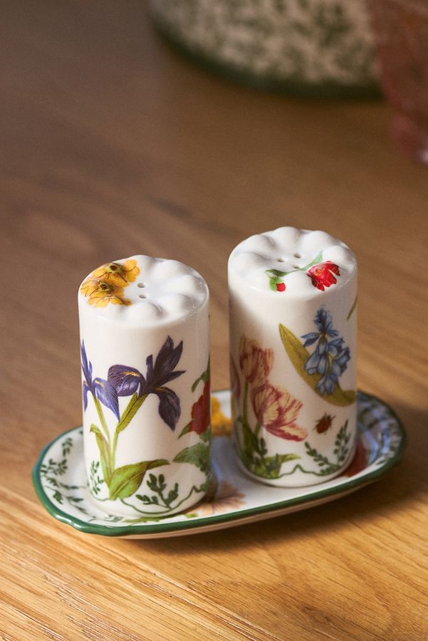 Slide View: 1: Eden Stoneware Salt & Pepper Shakers