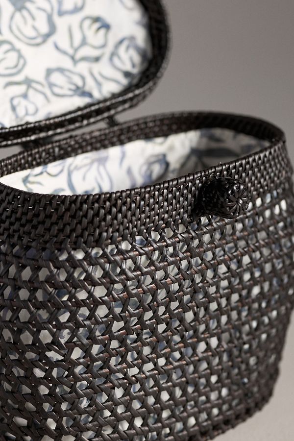 Slide View: 4: Rattan Beaded Bucket Bag