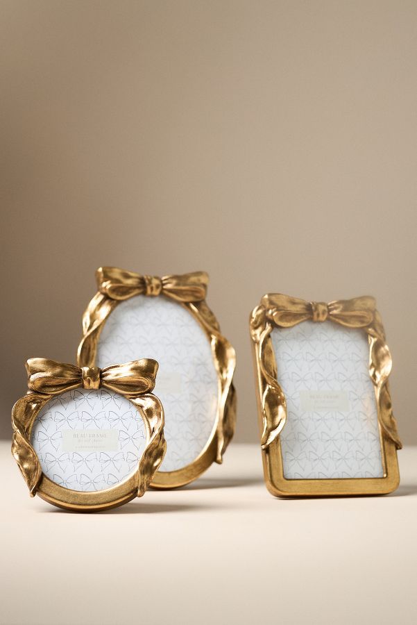 Slide View: 1: Beau Bow Gold Picture Frame