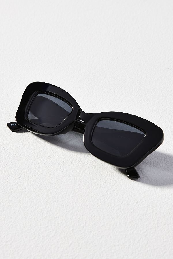 Slide View: 1: Eyeking Butter Cateye Sunglasses