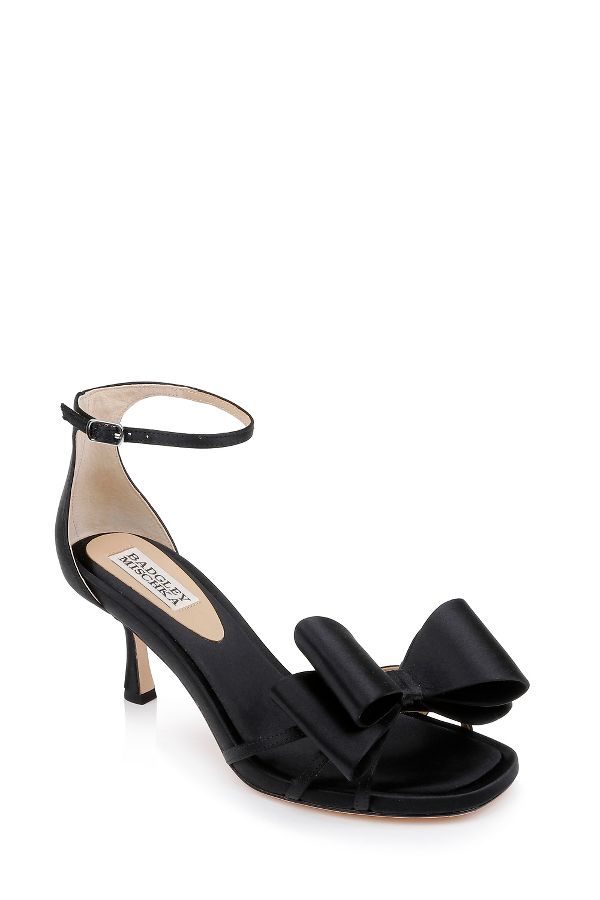 Slide View: 1: Badgley Mischka Alysha Kitten Heels