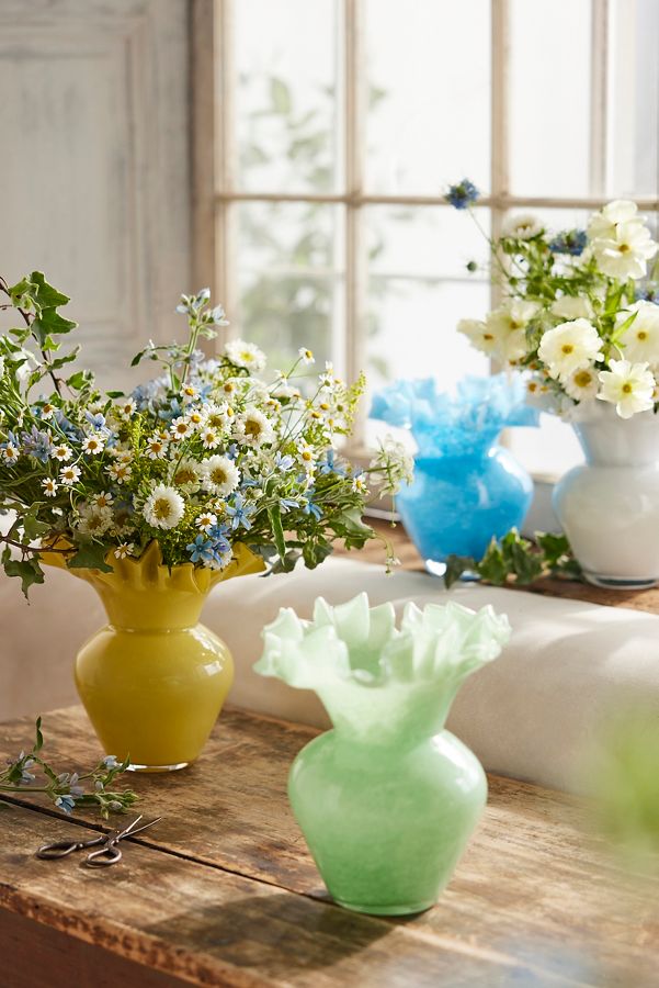 Slide View: 3: Ruffled Glass Bud Vase