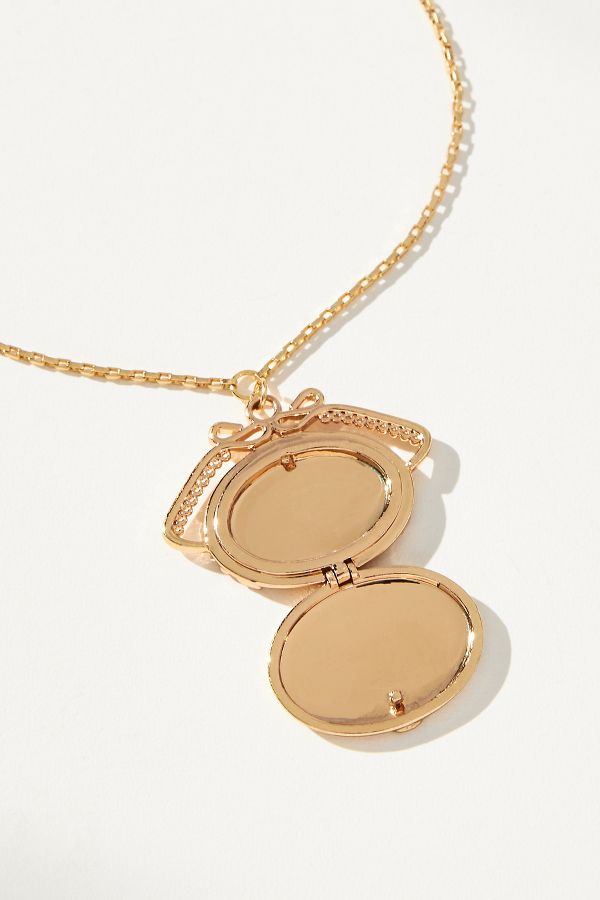 Slide View: 4: Oval Pendant Necklace